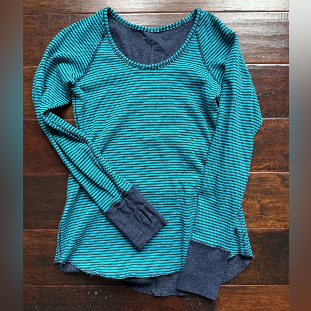Lululemon Open Your Heart Reversible Long Sleeve Top Striped Teal Ink Blue